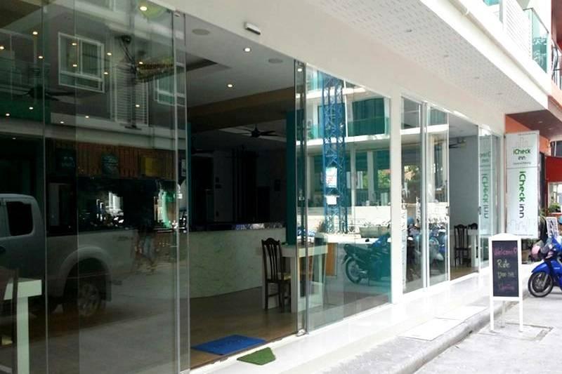 芭东海滩阿莫尼酒店 Patong 外观 照片